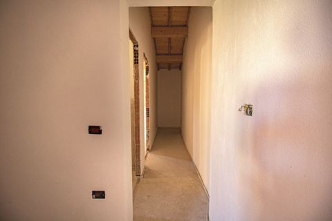 Villa in Prato, Prato, Prato - € 289.000 | Ref: DC289 - IOLO - foto 6