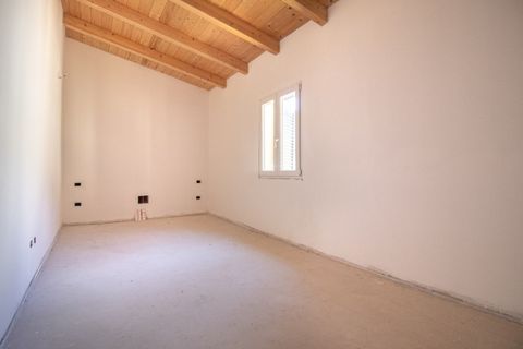 Villa in Prato, Prato, Prato - € 289.000 | Ref: DC289 - IOLO - foto 13