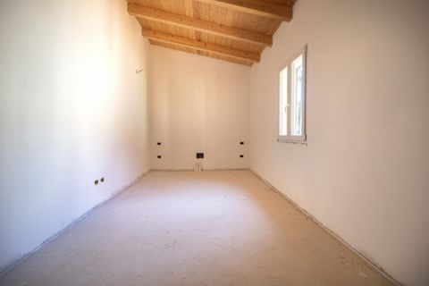 Villa in Prato, Prato, Prato - € 289.000 | Ref: DC289 - IOLO - foto 16