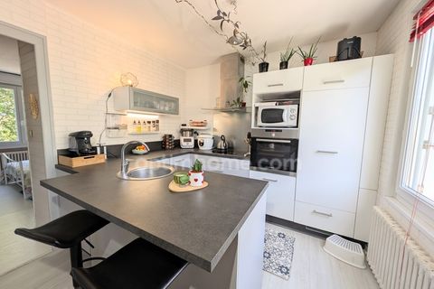 Stadthaus in Quimper, Finistere, Quimper - € 230.900 | Ref: 830037912868 - Foto 4
