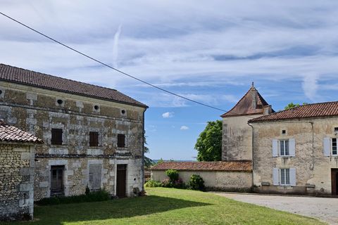 Villa i Aubeterre-sur-Dronne, Charente, Aubeterre-sur-Dronne - € 299.600 | Ref: BVI84745 - foto 14