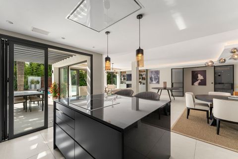 Villa i Marbella, Malaga, Marbella - € 3.895.000 | Ref: CHA0043 - foto 24