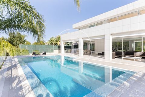 Villa in Betera, Valencia, Betera - € 11,500/month | Ref: AV2606110 - photo 2
