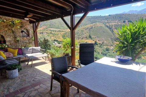 Landejendom i Alcaucin, Malaga, Alcaucin - € 499.000 | Ref: XL4723 - foto 1