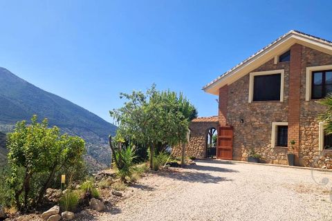 Landejendom i Alcaucin, Malaga, Alcaucin - € 499.000 | Ref: XL4723 - foto 2