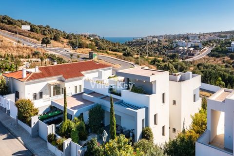 Villa en Lagos, Faro, Lagos - € 1.785.000 | Ref: V968 - photo 3