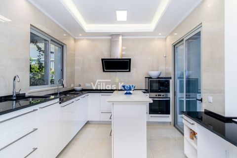 Villa en Lagos, Faro, Lagos - € 1.785.000 | Ref: V968 - photo 9