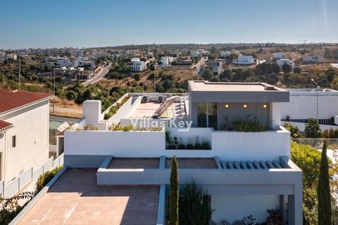 Villa en Lagos, Faro, Lagos - € 1.785.000 | Ref: V968 - photo 29