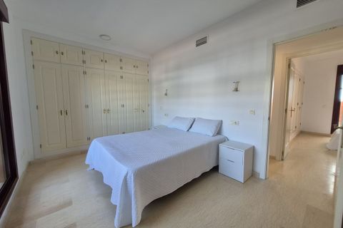 Lejlighed i Estepona, Malaga, Estepona - € 349.000 | Ref: R5389744 - foto 11