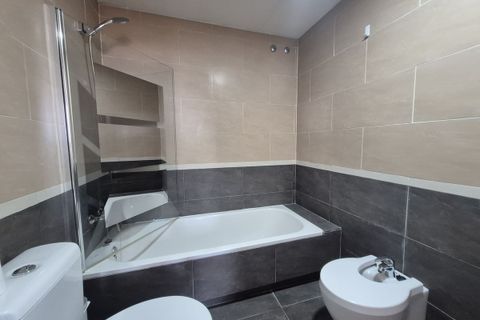 Lejlighed i Estepona, Malaga, Estepona - € 349.000 | Ref: R5389744 - foto 14