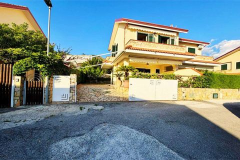 Villa a Belvedere Marittimo, Cosenza, Belvedere Marittimo - € 240.000 | Ref: 1593 - foto 12
