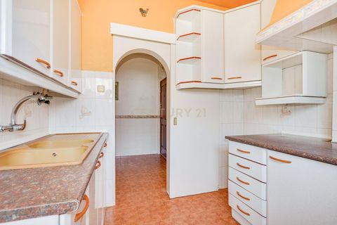 Lejlighed i Camarate, Lisbon, Camarate - € 229.000 | Ref: C0492-00185 - foto 2