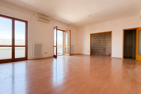 Lejlighed i Manfredonia, Foggia, Manfredonia - € 178.000 | Ref: PIAZZA DELLE ROSE - foto 5
