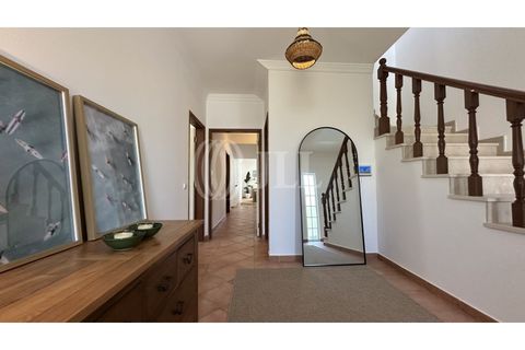 Villa i Almancil, Faro, Almancil - € 1.250.000 | Ref: 98363 - foto 13