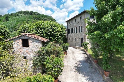 Villa in Lucca, Lucca, Lucca - € 900.000 | Ref: IA03925 - foto 4