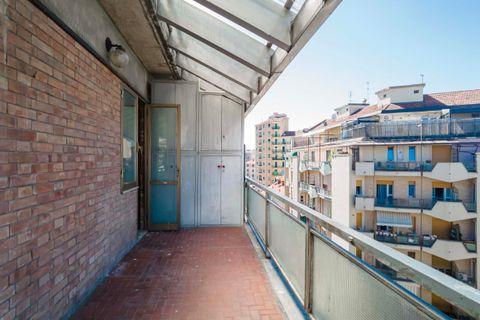 Lejlighed i Torino, Turin, Torino - € 99.000 | Ref: 01/186 - foto 2