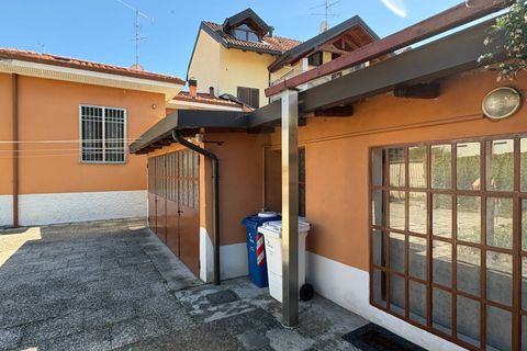 Villa a Rho, Milan, Rho - € 14.400/mes | Ref: FOSC - foto 2