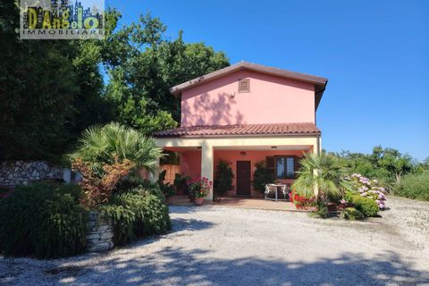 Villa - Offida, Ascoli Piceno, Offida - € 450 000 | Réf : 166 - photo 1