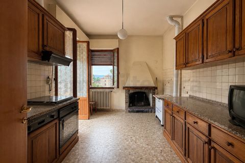 Villa em Bibbiena, Arezzo, Bibbiena - € 150.000 | Ref: V039CD - foto 3