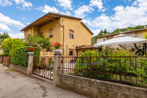 Villa a Capolona, Arezzo, Capolona - € 265.000 | Ref: V040CD - foto 11