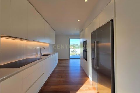 Villa i Penafiel, Porto, Penafiel - € 650.000 | Ref: C0393-01567 - foto 4