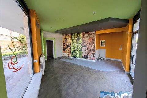 Erhvervsejendom i Ivrea, Turin, Ivrea - € 60.000 | Ref: 1011 - foto 1