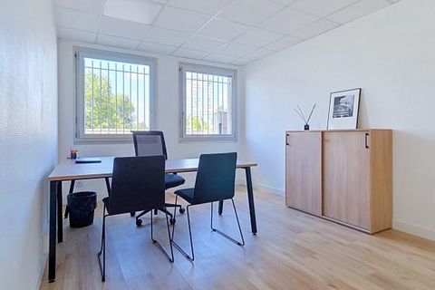 L'establiment comercial a Bron, Rhone, Bron - € 6.600/mes | Ref: Bureau_16m2 - foto 2