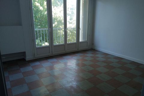 Apartament a Objat, Correze, Objat - € 399/mes | Ref: 260617-135257 - foto 4