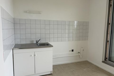 Apartament a Allassac, Correze, Allassac - € 641/mes | Ref: BRIV0008800003 - foto 7