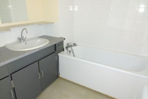 Apartment in Uzerche, Correze, Uzerche - € 506/month | Ref: BRIV0020000130 - photo 6