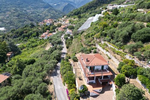 Villa i Ventimiglia, Imperia, Ventimiglia - € 690.000 | Ref: 23964 - foto 40