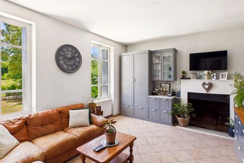 Villa a Barbezières, Charente, Barbezières - € 333.900 | Ref: BVI85490 - foto 5