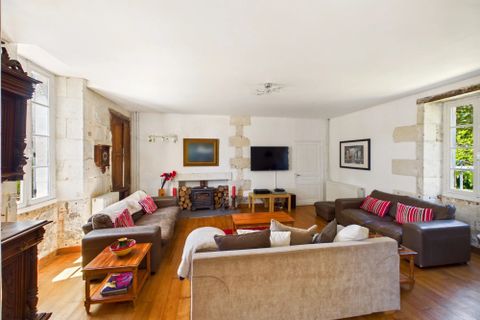 Villa i Aubeterre-sur-Dronne, Charente, Aubeterre-sur-Dronne - € 495.000 | Ref: BVI85330 - foto 8