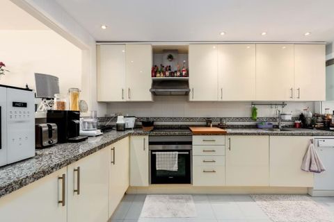 Lejlighed i La Duquesa, Malaga, La Duquesa - € 320.000 | Ref: HSSD42111 - foto 4