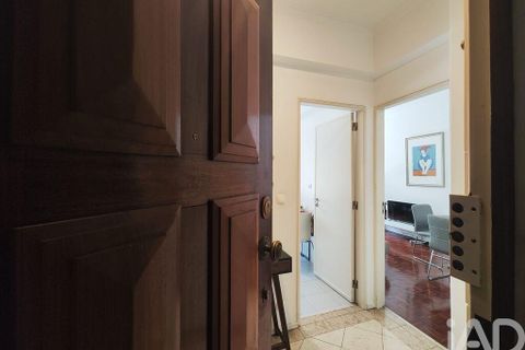 Apartament a Lisbon, Lisbon, Lisbon - € 1.800/mes | Ref: 165325 - foto 21