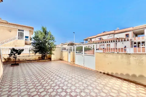 Bungalow i Torrevieja, Alicante, Torrevieja - € 149.900 | Ref: A11415/6084 - foto 5
