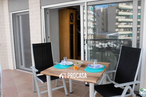 Apartment in Roses, Gerona - photo 4