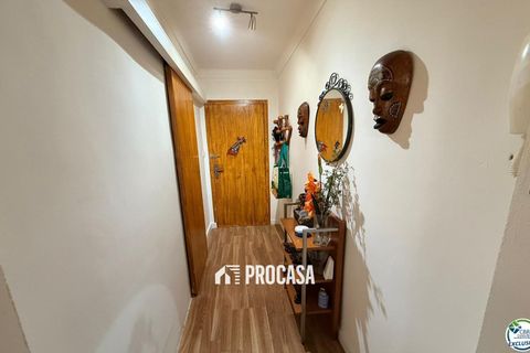 Apartment in Roses, Gerona - photo 4