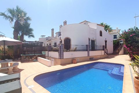 Rijtjeshuis in Algorfa, Alicante, Algorfa - € 449.950 | Ref: 410772 - foto 1