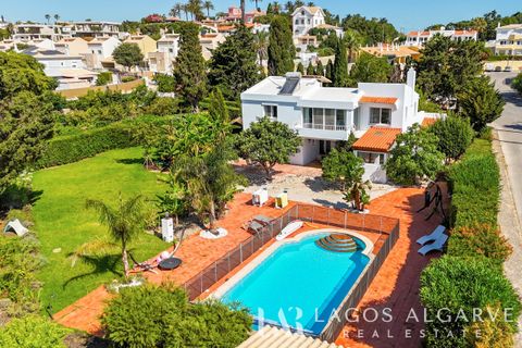 Villa i Luz, Faro, Luz - € 1.195.000 | Ref: VA141 - foto 1