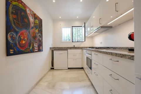 Byhus i Cabopino, Malaga, Cabopino - € 859.000 | Ref: R5424904 - foto 13