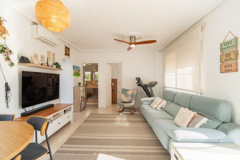 Rækkehus i Playa Flamenca, Alicante, Playa Flamenca - € 209.000 | Ref: THK3-4509-5196 - foto 6