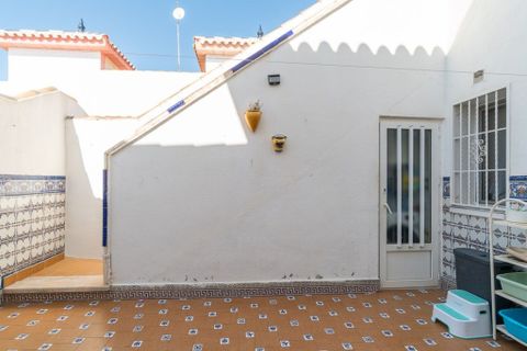 Rækkehus i Playa Flamenca, Alicante, Playa Flamenca - € 209.000 | Ref: THK3-4509-5196 - foto 20