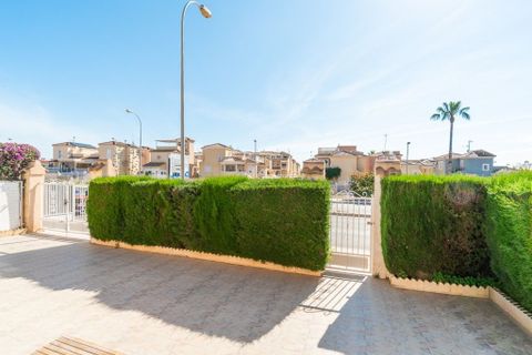 Rækkehus i Playa Flamenca, Alicante, Playa Flamenca - € 209.000 | Ref: THK3-4509-5196 - foto 23