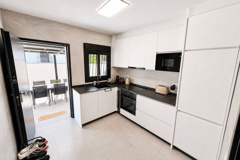 Villa i La Marina, Alicante, La Marina - € 475.000 | Ref: NP:890 - foto 19