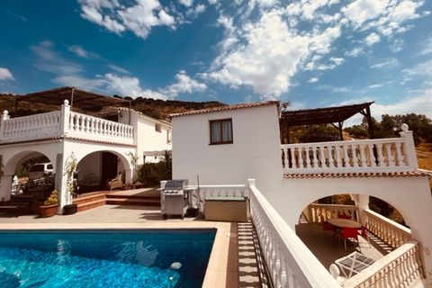 Landejendom i Iznajar, Cordoba, Iznajar - € 385.000 | Ref: ID4040 - foto 2