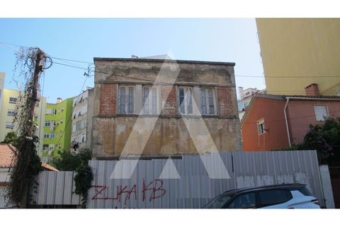 Villa a Amadora, Lisbon, Amadora - € 429.000 | Ref: 1141421/26LA - foto 3