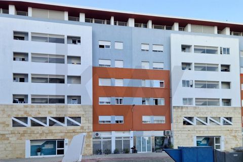 Apartament a Amadora, Lisbon, Amadora - € 1.450/mes | Ref: KWPT-034737 - foto 33