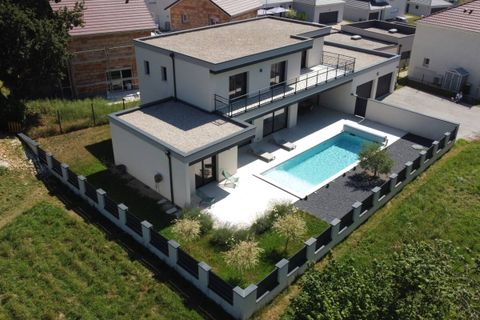 Villa a Pirey, Doubs, Pirey - € 640.000 | Ref: JD5450 - foto 3