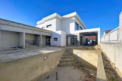 Villa i Seixal, Setubal, Seixal - € 699.000 | Ref: C0191-01617 - foto 6